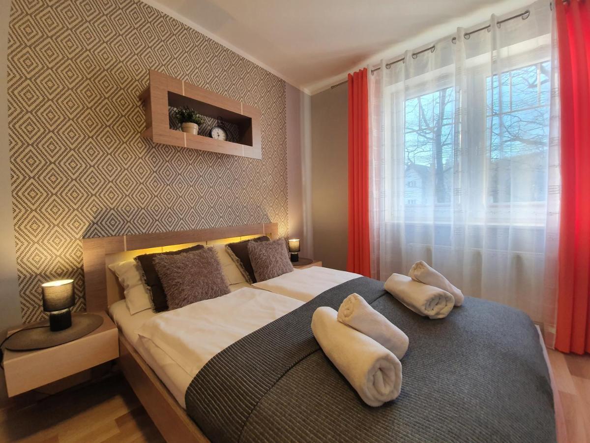 Apartamenty Rezydencja Pod Dębami Sun&Fun Karpacz Exterior foto